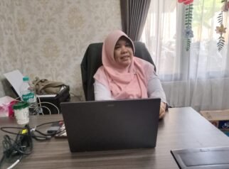 Kepala Seksi Ekonomi dan Pembangunan Kecamatan Bontang Utara, Juriah, (dok.ay)