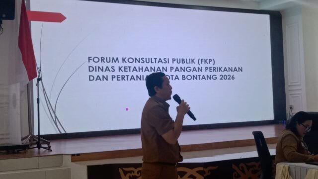 Kepala bidang Pertanian DKP3 kota Bontang, Fadli saat menjadi narasumber pada kegiatan Forum Konsultasi Publik (FKP), (Dok.Ay)
