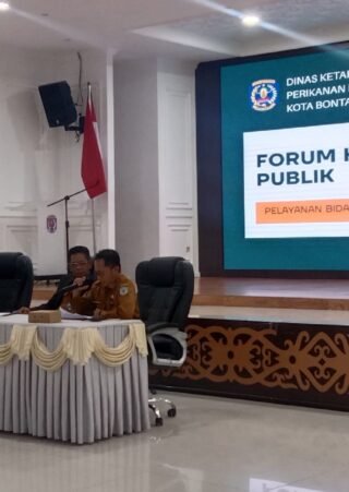 Kepala Bidang Peternakan DKP3 Kota Bontang, drh. Riyono saat menjadi narasumber pada kegiatan Forum Konsultasi Publik, (Dok.Ay)